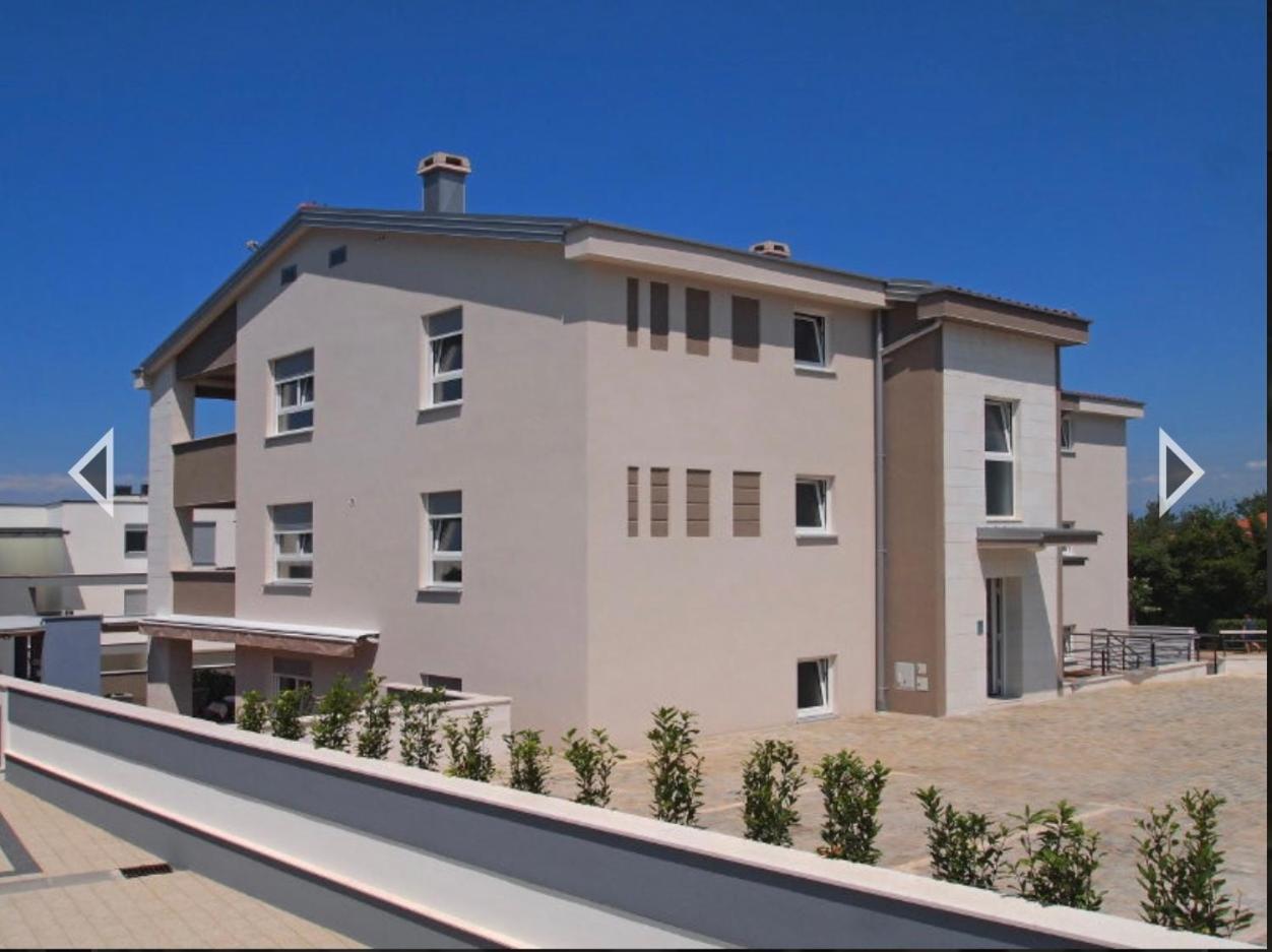 Daska Apartmani Njivice Extérieur photo